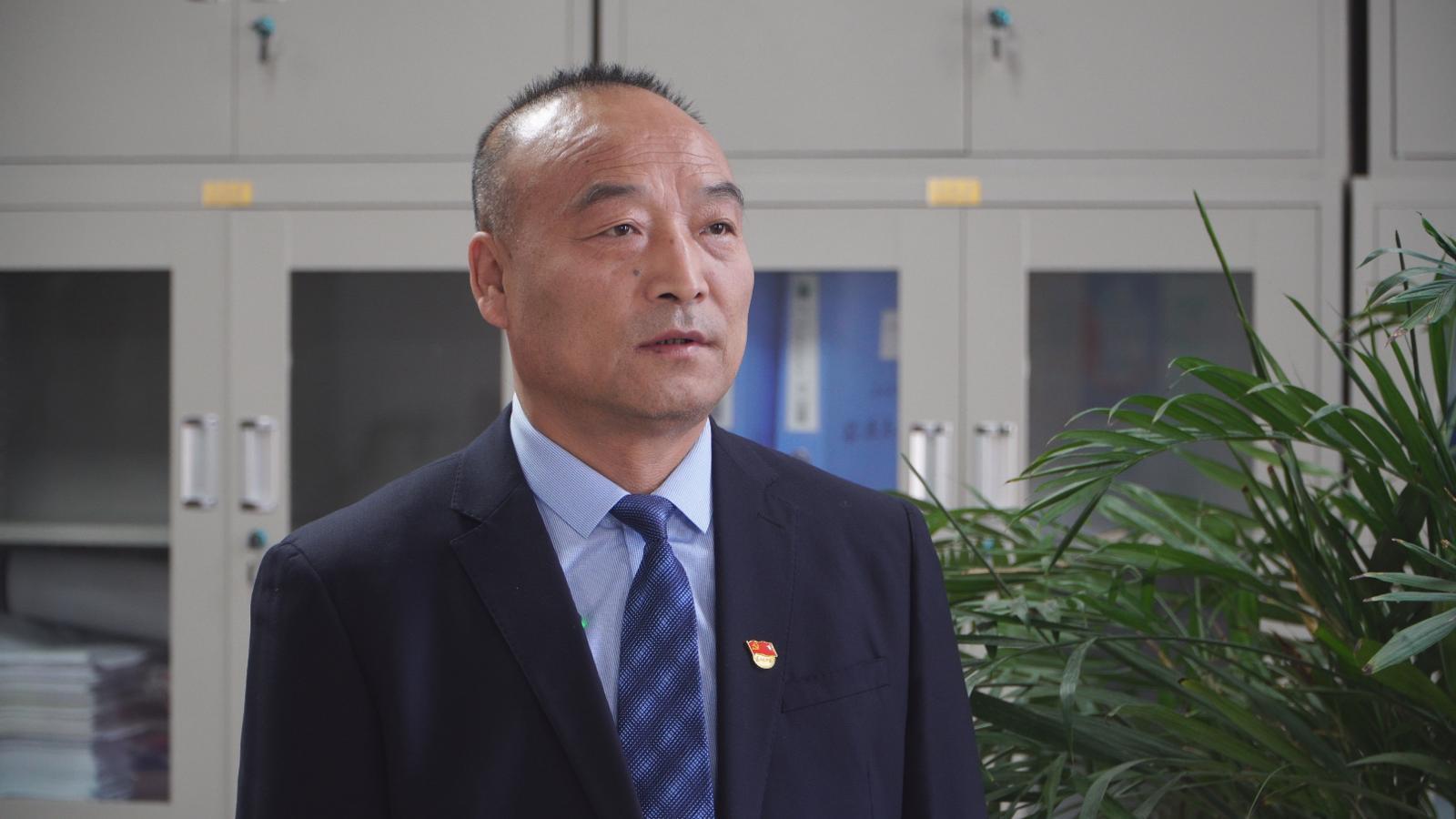 【數(shù)字經(jīng)濟(jì)招商選資】以綠電聚合供電模式降電價(jià) 提高數(shù)字經(jīng)濟(jì)招商競(jìng)爭(zhēng)力——訪市能源局黨組書記、局長(zhǎng)劉興峰